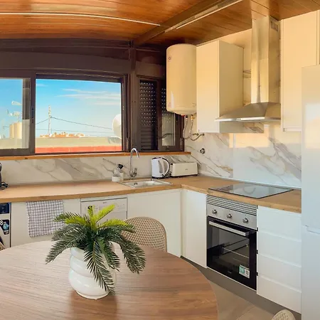 Hgb Beachside Apartment