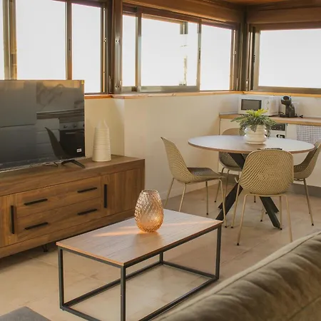 Hgb Beachside Apartment *